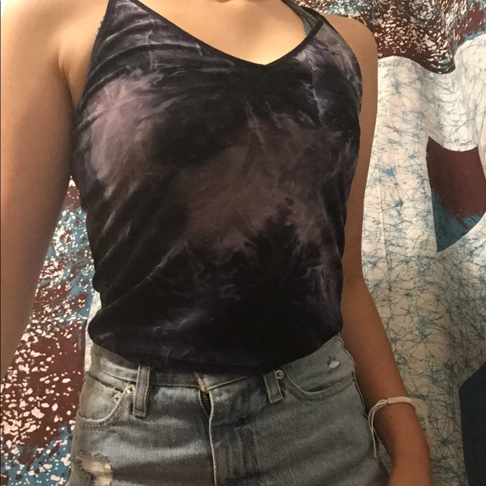 Blue and white tank top.